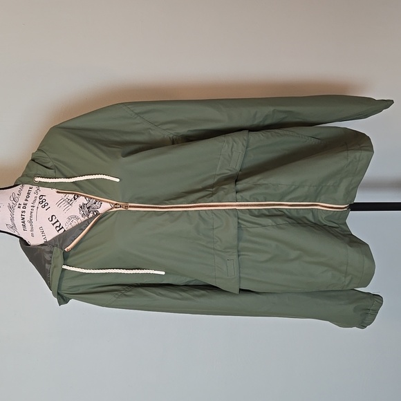 Weatherproof Other - Army Green Windbreaker